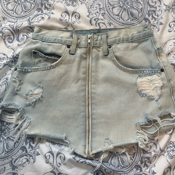 Carmar Dresses & Skirts - Carmar Los Angeles Denim Mini Skirt size 28